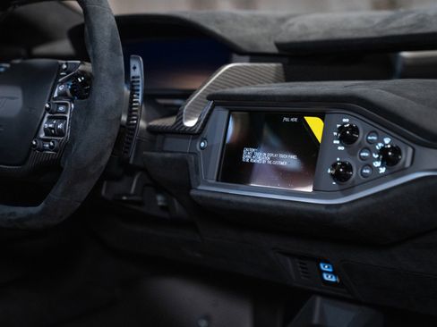 Used 2018 Ford GT image 35