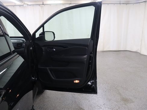 Used 2023 Honda Ridgeline Black Edition image 26