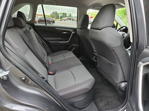 Used 2023 Toyota RAV4 XLE w/ XLE Grade Weather Package AWD/4WD image 19