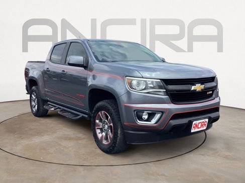 Used 2018 Chevrolet Colorado Z71 AWD/4WD image 5