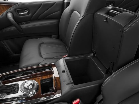 Used 2017 INFINITI QX80 4WD w/ Deluxe Technology Package image 18