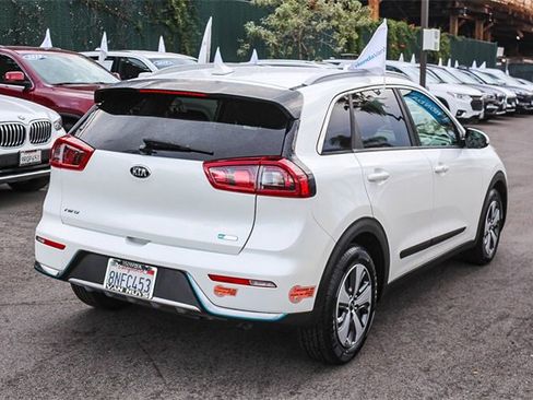 Used 2019 Kia Niro EX image 5