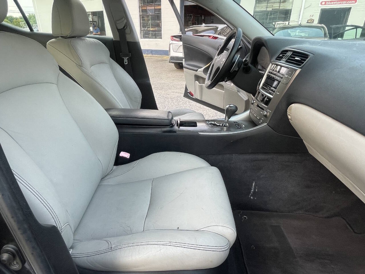 Used 2009 Lexus IS 250 AWD image 20