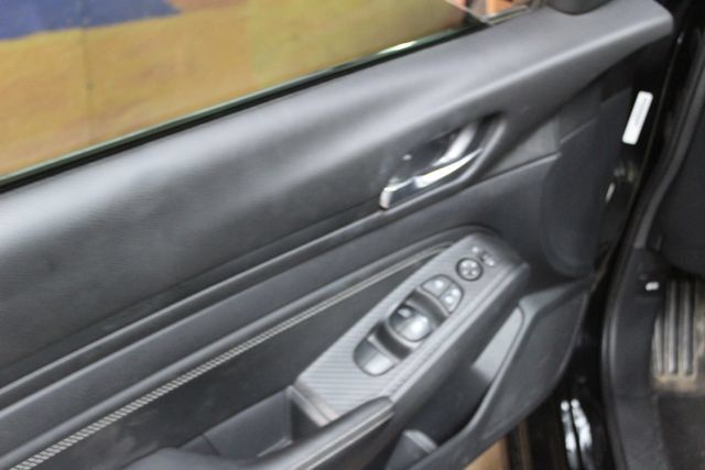 Used 2019 Nissan Altima 2.5 S AWD/4WD image 13