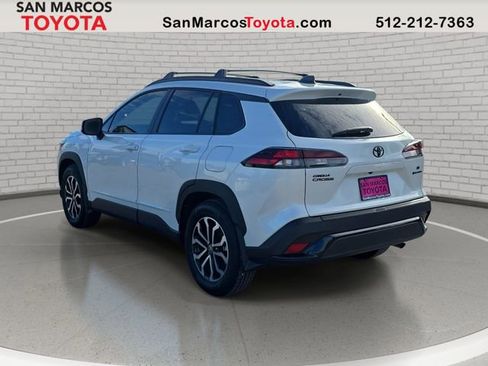 Used 2026 Toyota Corolla Cross SE image 7