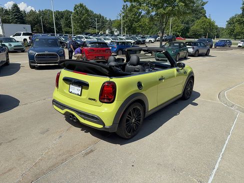 Used 2024 MINI Cooper S FWD image 4