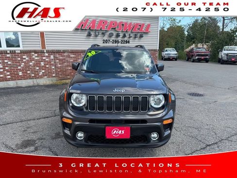 Used 2020 Jeep Renegade Latitude w/ Cold Weather Group AWD/4WD image 9