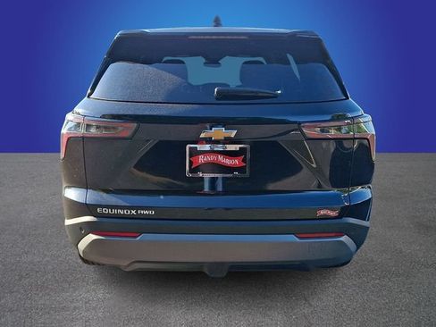 Used 2025 Chevrolet Equinox LT AWD/4WD image 5