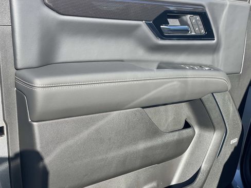 New 2026 GMC Yukon Elevation image 19