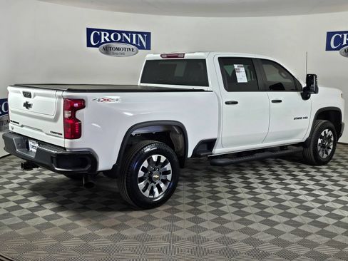 Used 2022 Chevrolet Silverado 2500 Custom w/ Custom Value Package AWD/4WD image 25