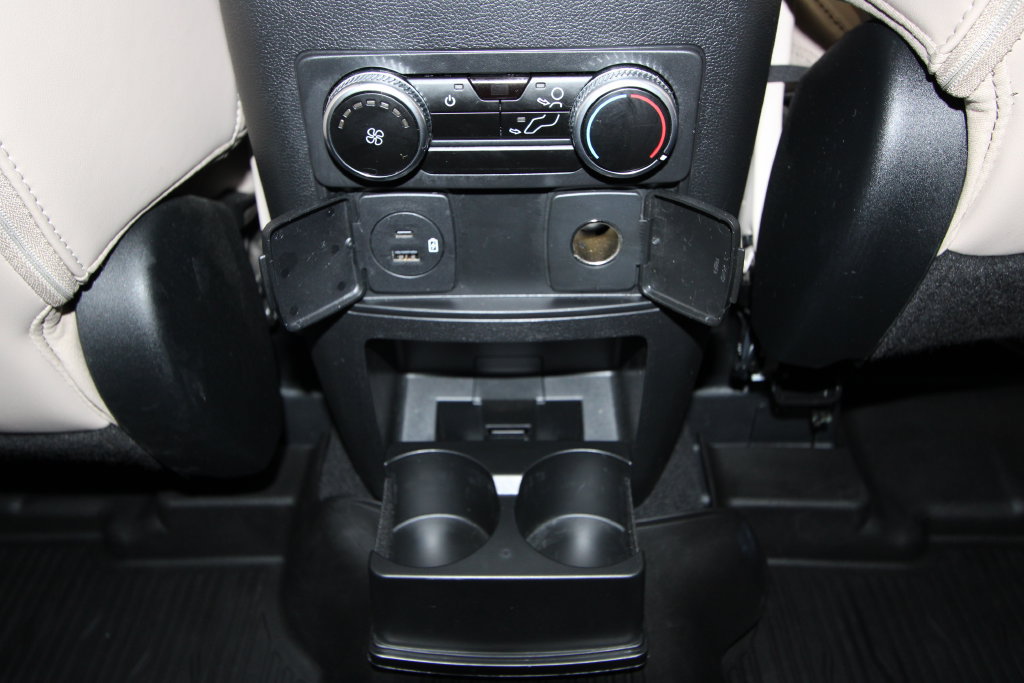 Used 2023 Ford Explorer XLT w/ Equipment Group 202A AWD/4WD image 26