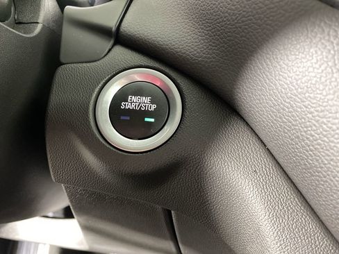 Used 2023 Chevrolet Equinox LT image 20