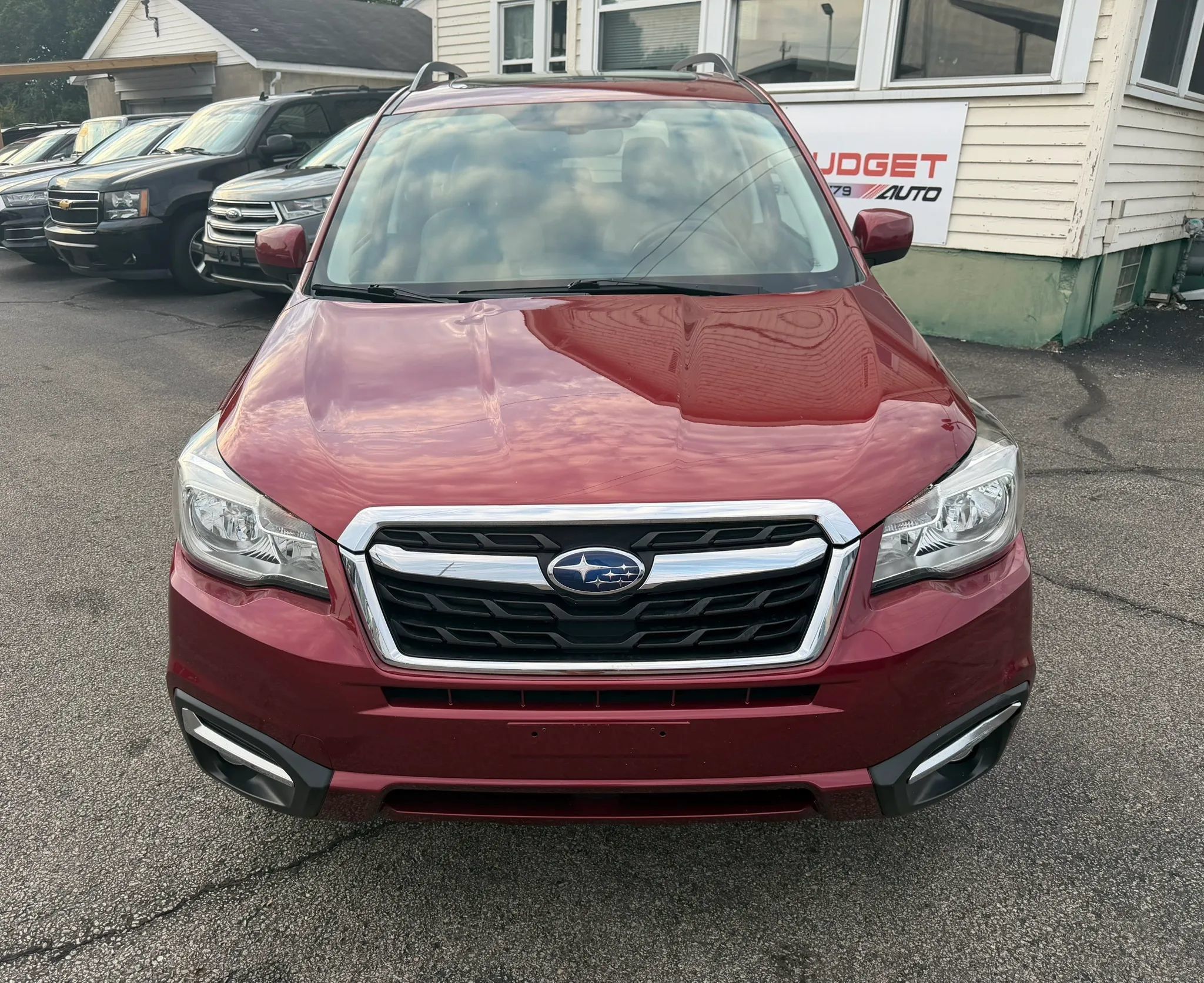 Used 2017 Subaru Forester 2.5i Limited AWD/4WD image 4