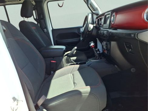 Used 2021 Jeep Wrangler Unlimited Rubicon AWD/4WD image 16