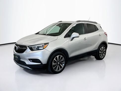 Used 2022 Buick Encore Preferred w/ Safety Package FWD image 3