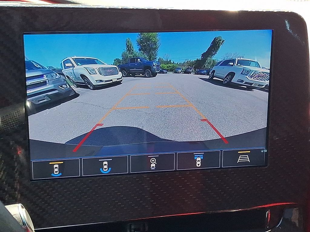 Used 2020 Chevrolet Corvette Stingray Preferred Cpe w/ 2LT Preferred Equipment Group RWD image 4