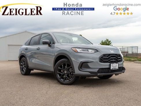 Used 2025 Honda HR-V Sport image 1