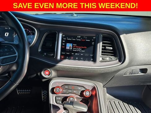 Used 2019 Dodge Challenger SRT Hellcat image 22