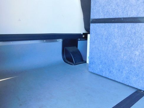 Used 2017 Ford F550 2WD Regular Cab Super Duty w/ XL Value Package image 15