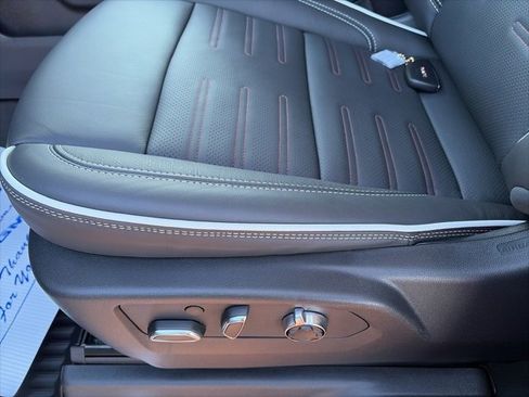 New 2026 GMC Sierra 1500 AT4X image 18