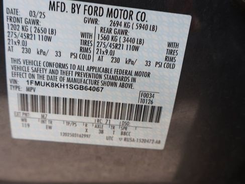 Used 2025 Ford Explorer ST-Line w/ ST-Line Street Pack AWD/4WD image 41