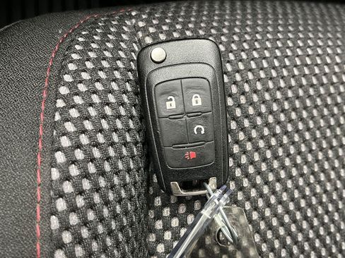 Used 2017 Chevrolet Equinox LT w/ Convenience Package AWD/4WD image 25