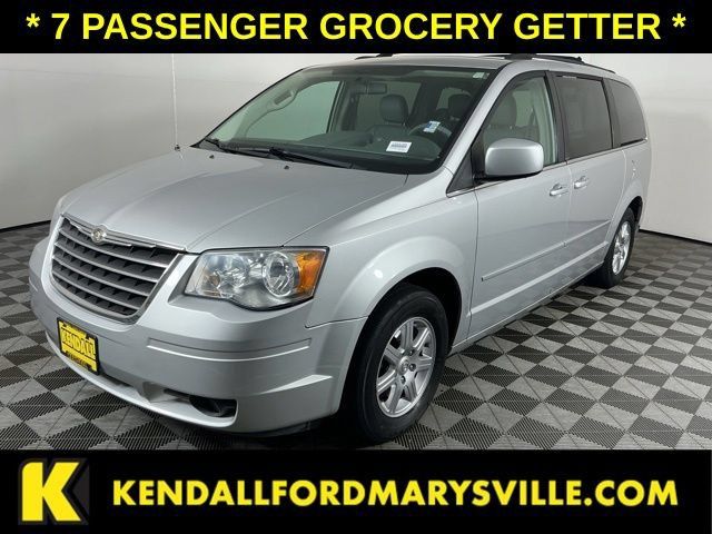 Used 2008 Chrysler Town & Country Touring FWD image 1