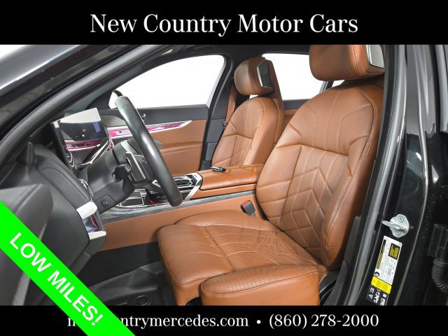 Used 2024 BMW 740i xDrive w/ M Sport Professional Package AWD/4WD image 14