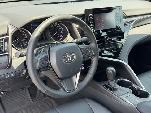 Used 2023 Toyota Camry SE FWD image 21
