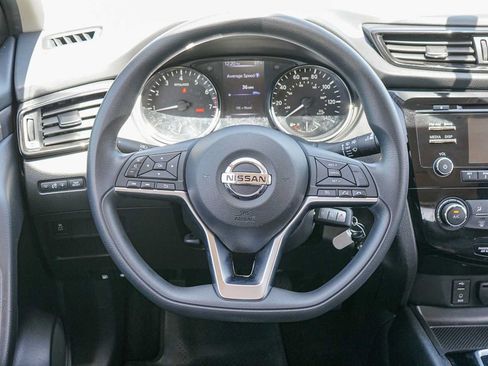 Used 2018 Nissan Rogue Sport S w/ S Appearance Package FWD image 22
