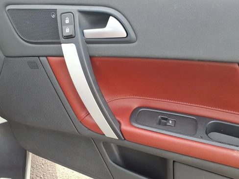 Used 2013 Volvo C70 T5 image 12