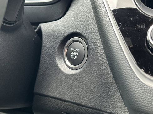 New 2026 Toyota Corolla SE w/ SE Package image 19