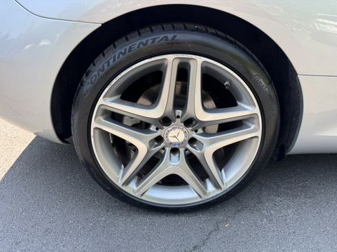 Used 2013 Mercedes-Benz SLK 250 image 28