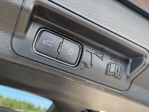 Certified 2024 Ford Explorer XLT w/ Equipment Group 202A AWD/4WD image 13