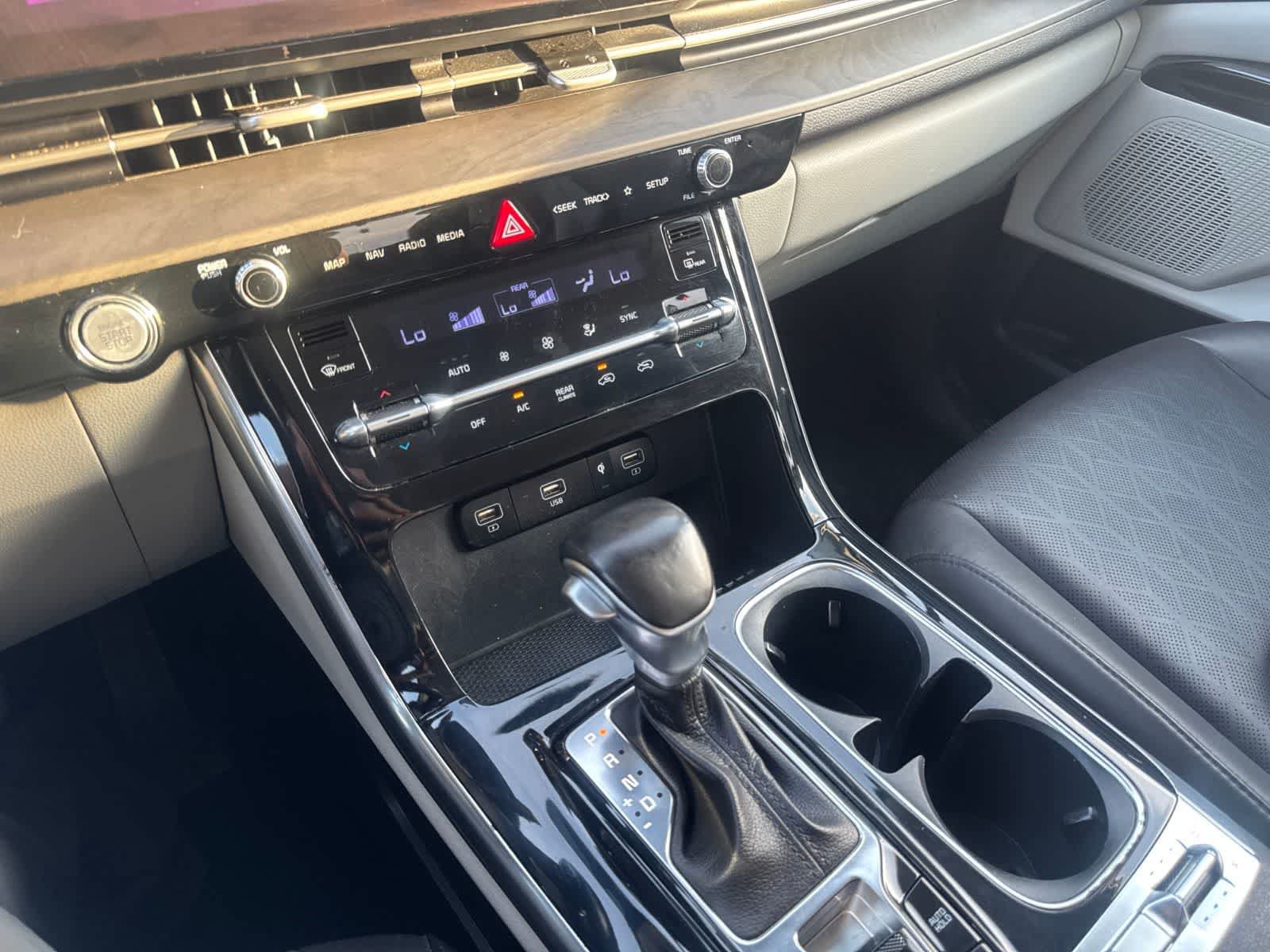 Used 2022 Kia Carnival SX FWD image 19
