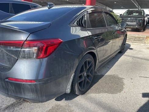 Used 2022 Honda Civic Sport image 12