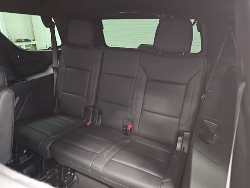 Used 2026 Chevrolet Tahoe High Country AWD/4WD image 35