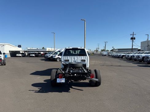 New 2026 Ford F550 4x4 Supercab Super Duty image 3