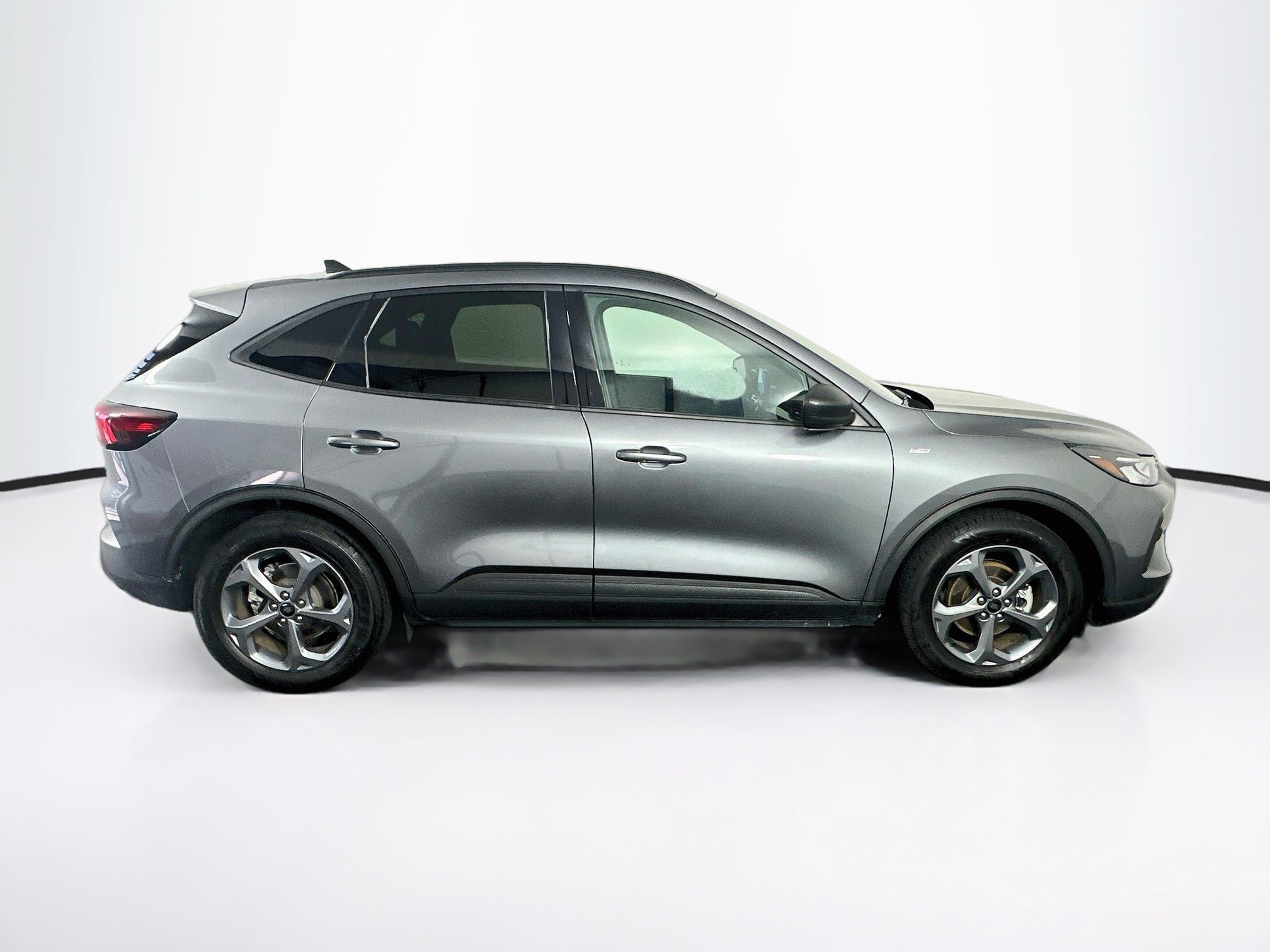 Used 2025 Ford Escape ST-Line FWD image 10
