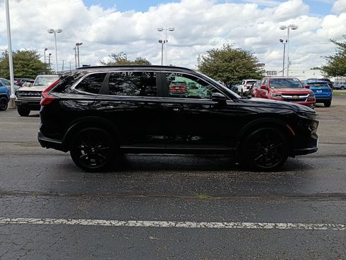 Used 2024 Honda CR-V Sport Touring image 2