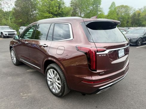 Used 2023 Cadillac XT6 Premium Luxury w/ Technology Package AWD/4WD image 6