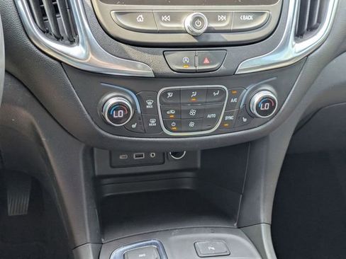 Used 2023 Chevrolet Equinox LT AWD/4WD image 41