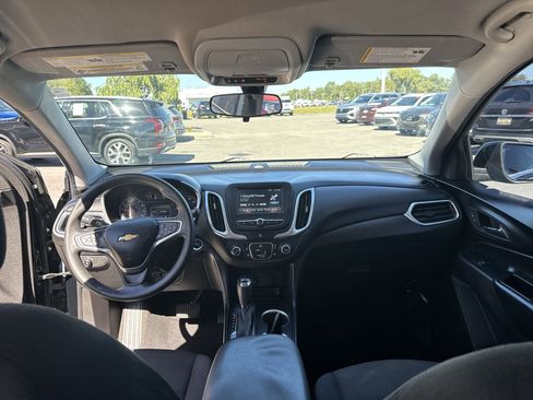 Used 2018 Chevrolet Equinox LT image 21