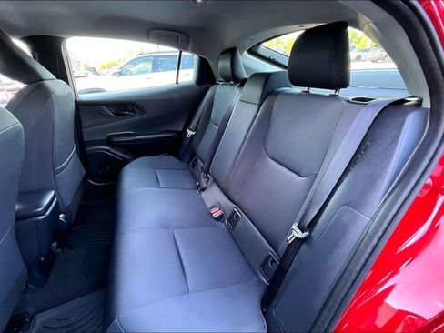 Used 2024 Toyota Prius LE FWD image 19