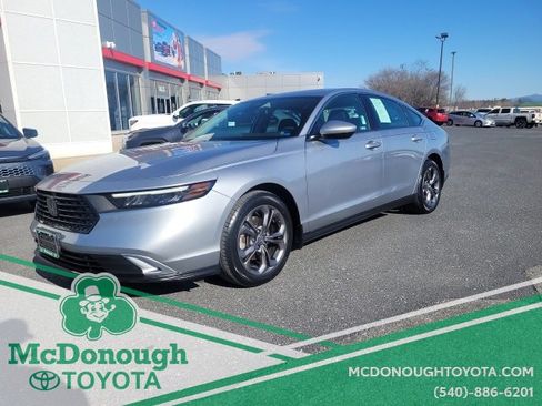 Used 2023 Honda Accord EX image 1