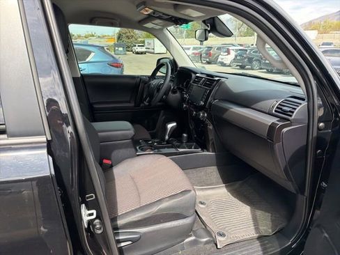 Used 2023 Toyota 4Runner TRD Off-Road AWD/4WD image 33