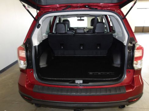 Used 2017 Subaru Forester 2.0XT Touring AWD/4WD image 11