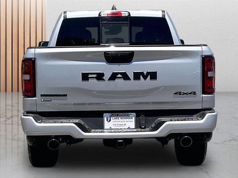 New 2026 RAM 1500 Big Horn AWD/4WD image 8