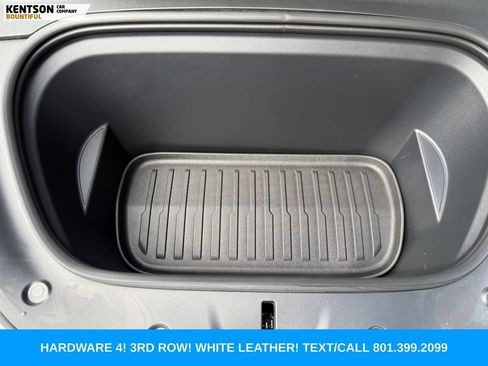 Used 2023 Tesla Model Y Long Range AWD/4WD image 32