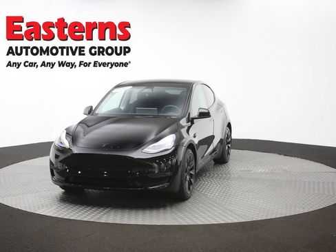 Used 2024 Tesla Model Y Long Range AWD/4WD image 48